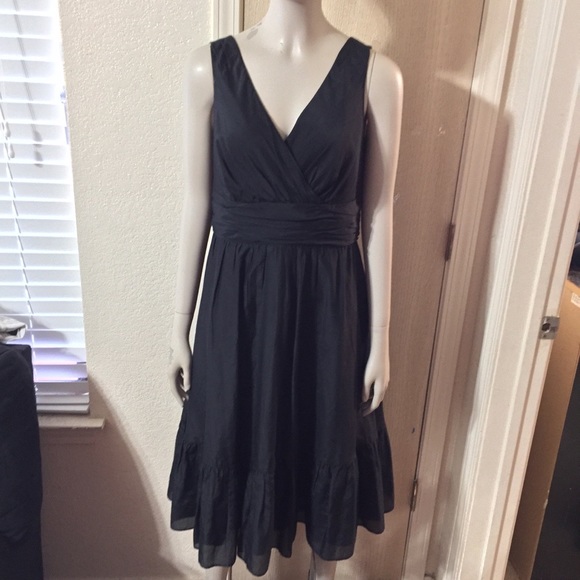 White House Black Market Dresses & Skirts - 💕White House Black Market Silk Dress💕